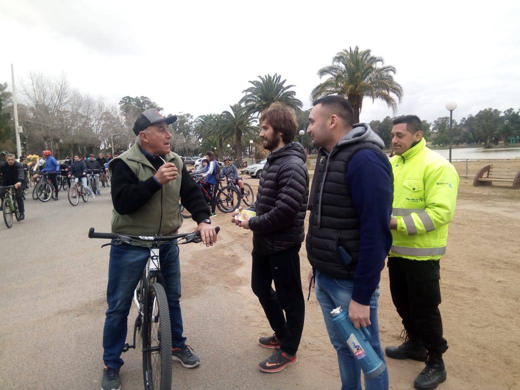 BICICLETERÍA EL PAISANO CELEBRÓ SU 33° ANIVERSARIO