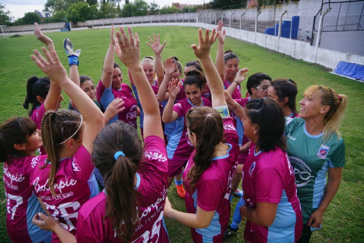 COMENZÓ LA COPA CIUDAD DE FÚTBOL FEMENINO