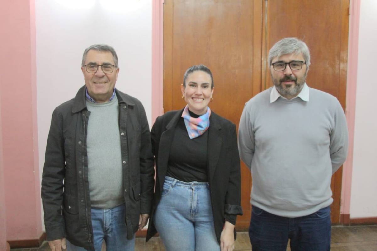 PEÑA EN EL SALÓN ROSA: EL MUNICIPIO ACOMPAÑA A SALINAS GRANDES EN EL DÍA MUNDIAL DEL FOLCLORE