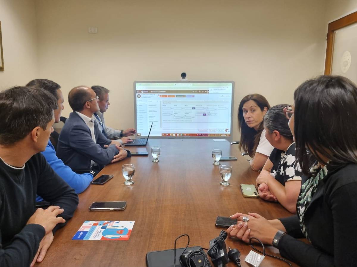 PISANO, BUCCA Y AUTORIDADES DE SALUD RECORRIERON EL HOSPITAL UNIVERSITARIO  AUSTRAL