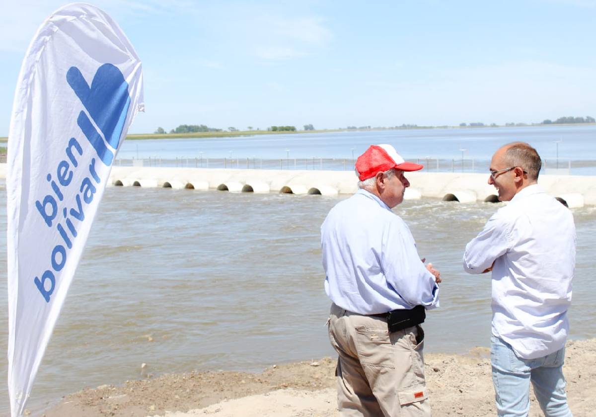 INAUGURACIÓN DE LA OBRA DE REGULACIÓN Y COMPUERTA