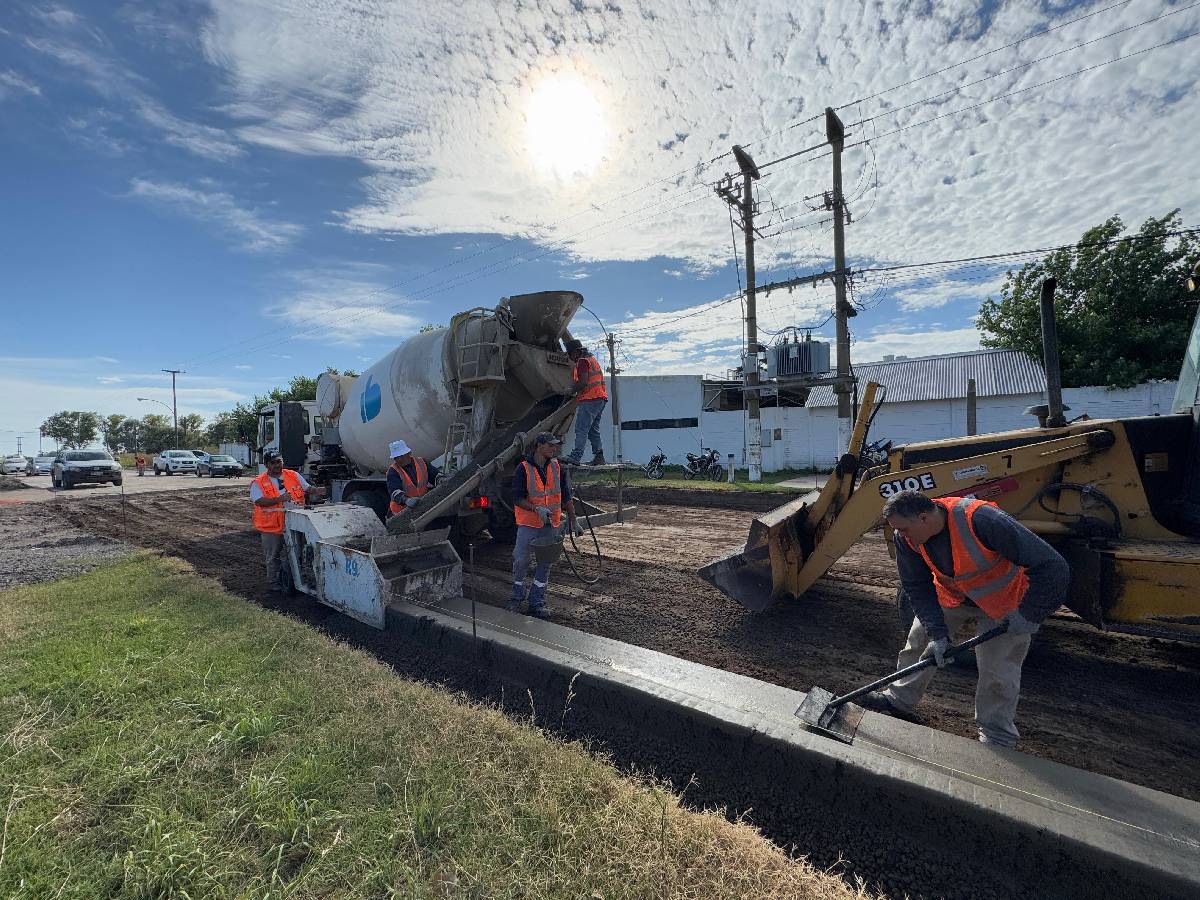 LAS CUADRILLAS MUNICIPALES AVANZAN CON TRABAJOS EN DIFERENTES PUNTOS DE LA CIUDAD