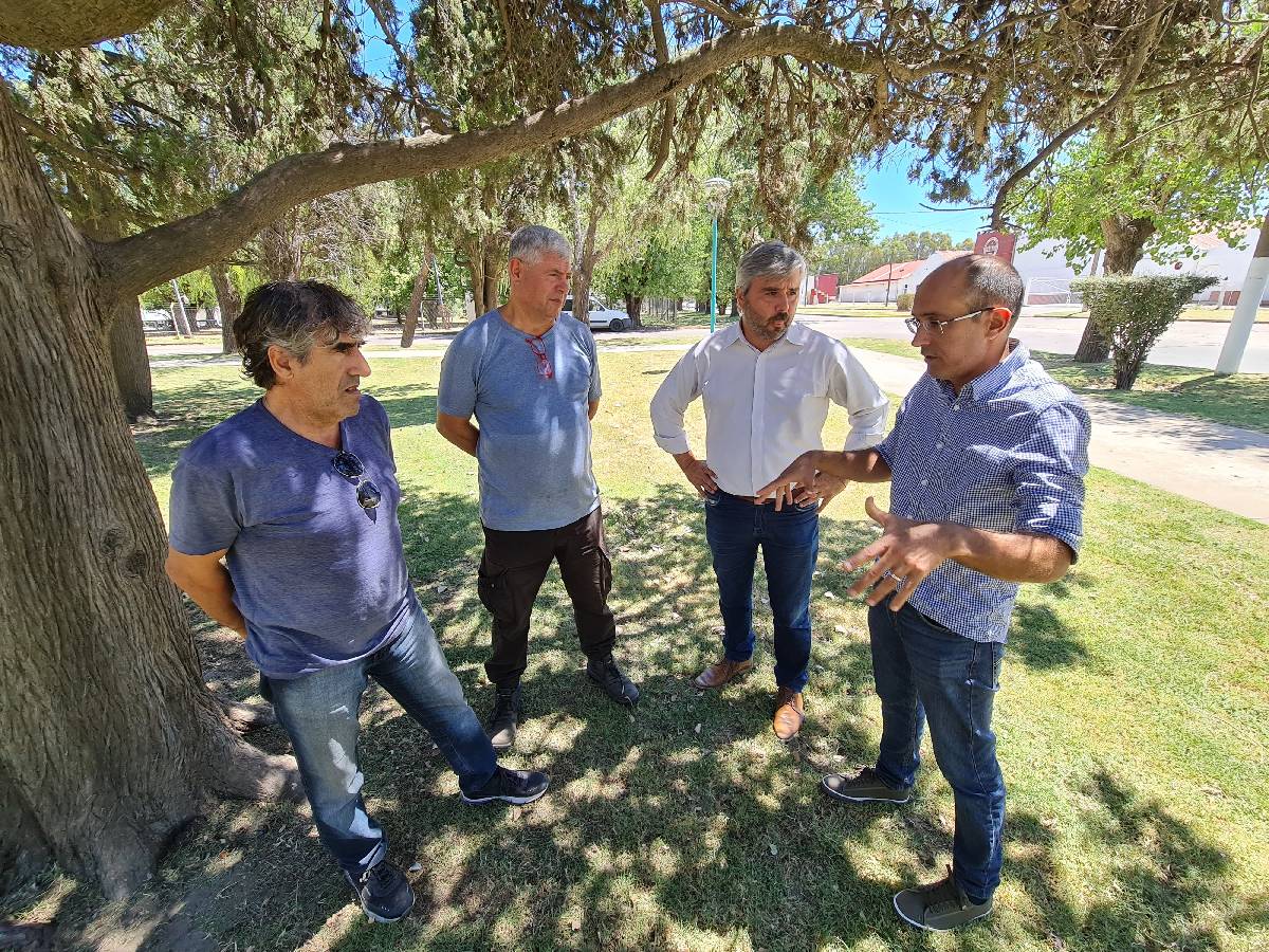 PISANO PRESENTÓ AL NUEVO DIRECTOR DE PARQUES Y PLAZAS FERNANDO ÁLVAREZ