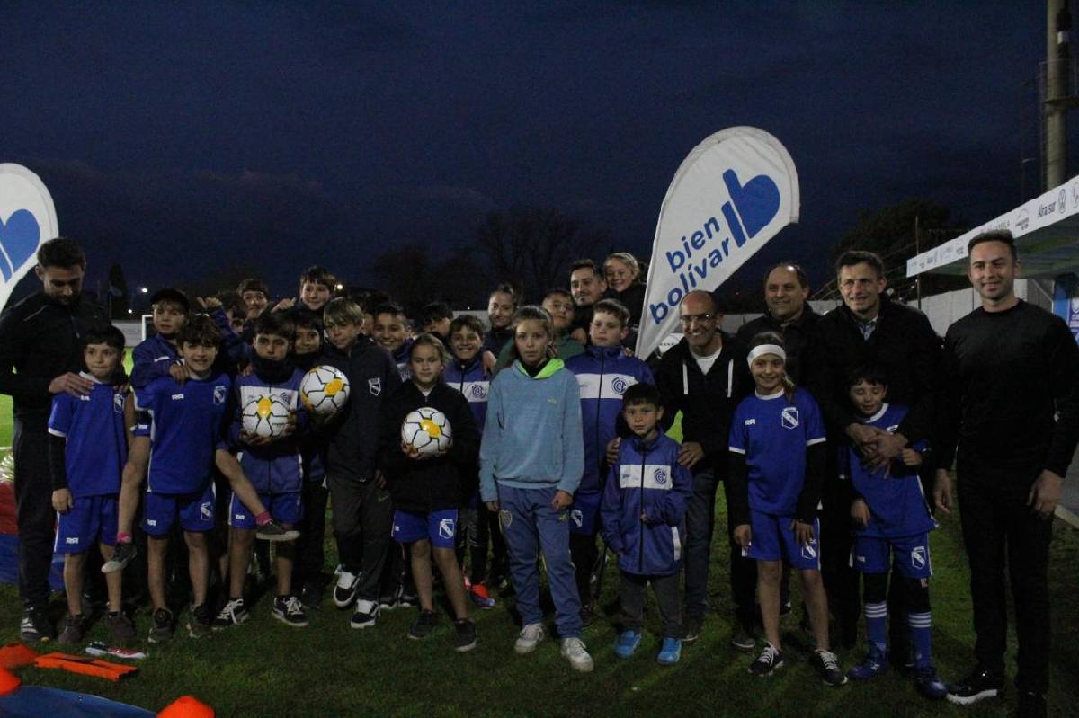 LA LIGA DEPORTIVA DE BOLÍVAR VOLVIÓ A SUS INSTALACIONES EN EL ESTADIO MUNICIPAL